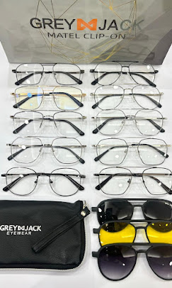 Customer Fitting Asia Optical